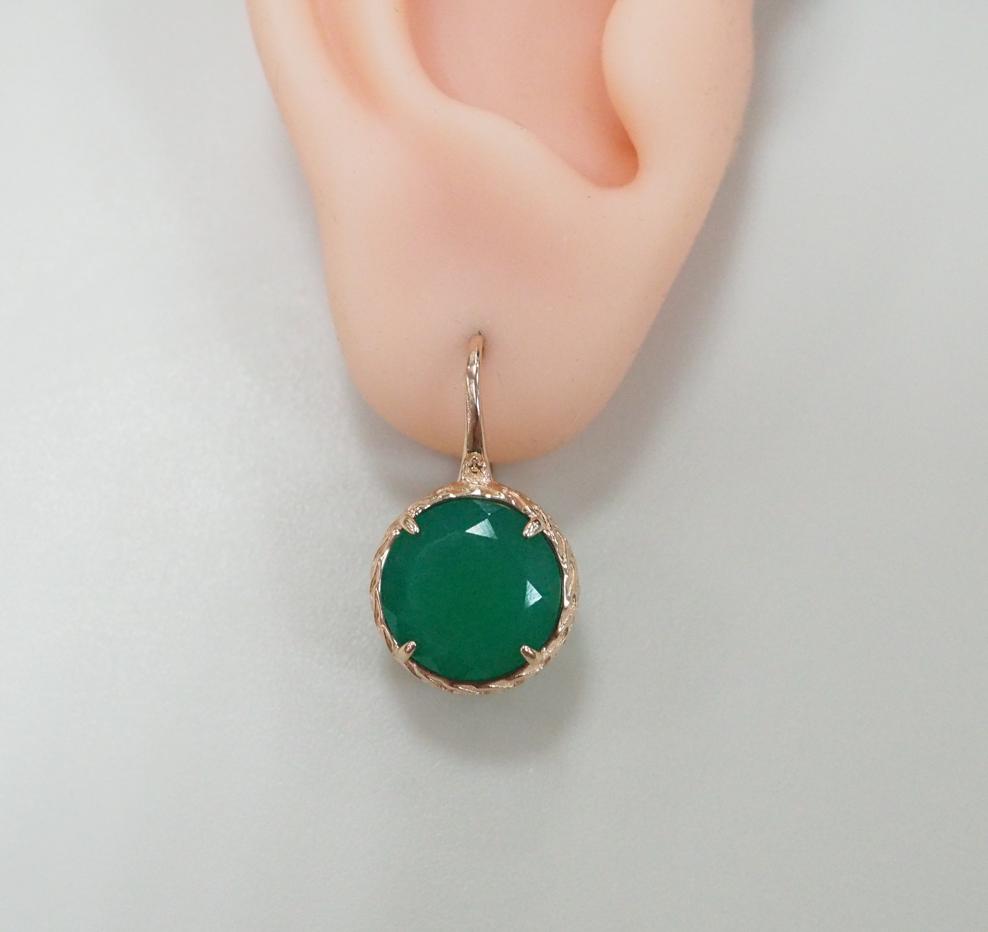 Серебряные серьги с хризопалами